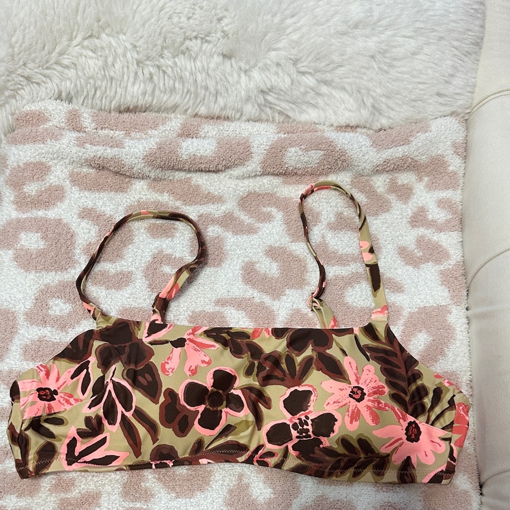Floral High-Waisted Bikini Set - Picture 4 of 9